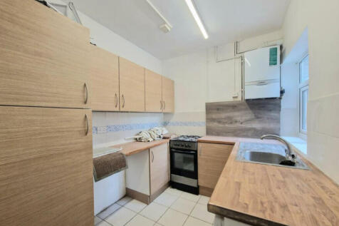 Screenshot 2025-0...