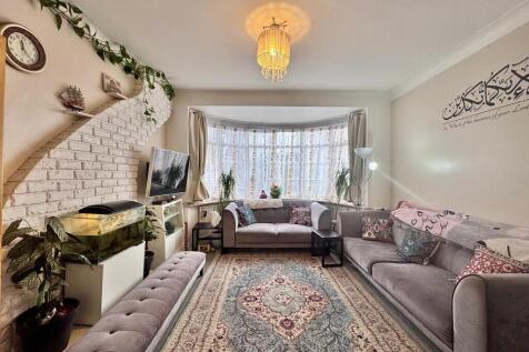 WhatsApp Image 20...