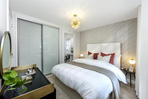 Kingsley main bedroom