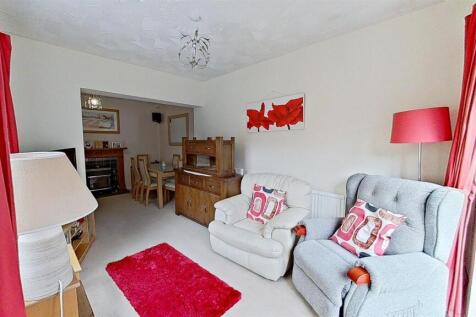 22-Worle-Avenue-07012025_121740.jpg