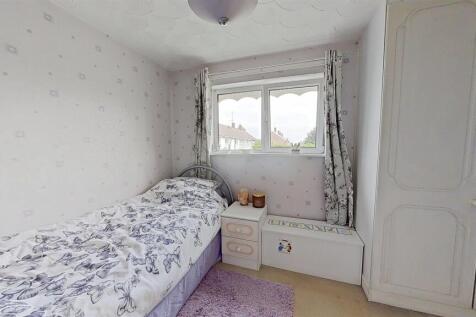 22-Worle-Avenue-07012025_195826.jpg