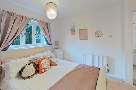 13-A-Clos-y-Carlwm-Bedroom 3.jpg