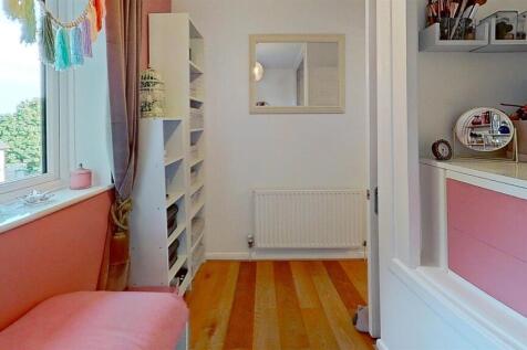 13-A-Clos-y-Carlwm-Bedroom 1.jpg