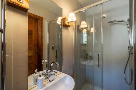 Luxury showers