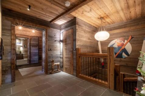 Luxury entrance