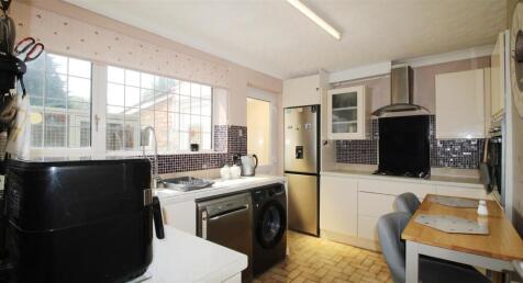 Kitchen / Breakfast Room