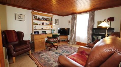 Dining Room / Snug