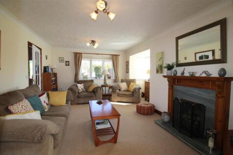 Living Dining Room