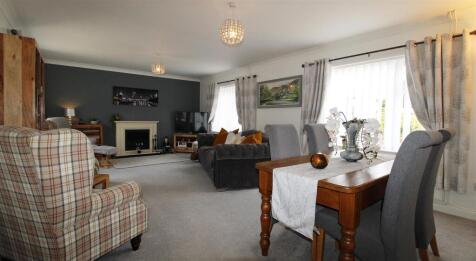 Living / Dining Room
