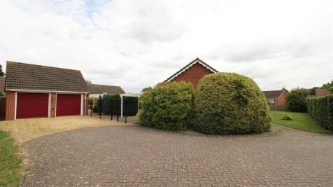 Side View and Twin Garage