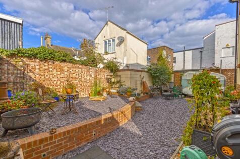 Pier Road_1
