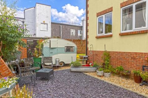 Pier Road_3