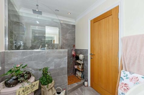 Pier Road_18