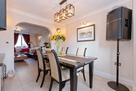 Pier Road_22
