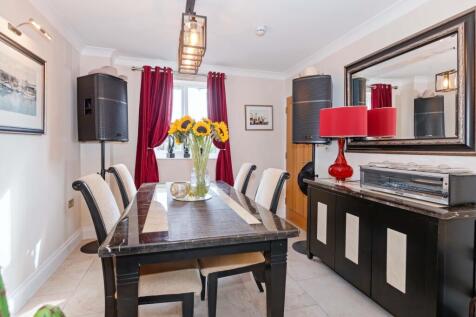 Pier Road_23
