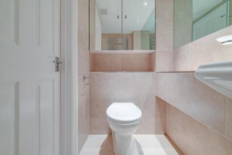 02-7ed0PD - 81344 - 7 Augusta Hse-13