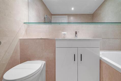 04-131cPD - 81344 - 7 Augusta Hse-25