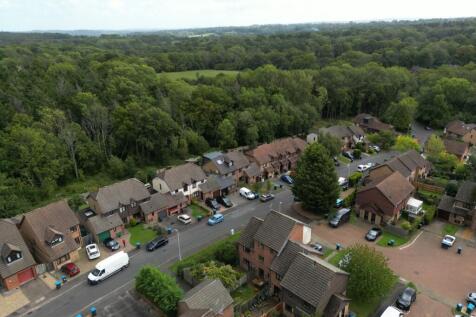 21-web-or-mls-78 WOODBURY ROAD FINISHED EDITS-17