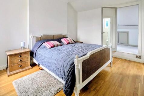 NEW BEDROOM.jpg