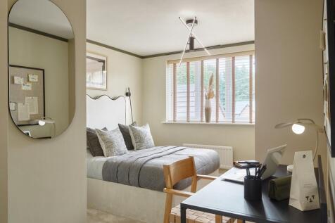 Bovis Kidderminster Crescent Cypress85511