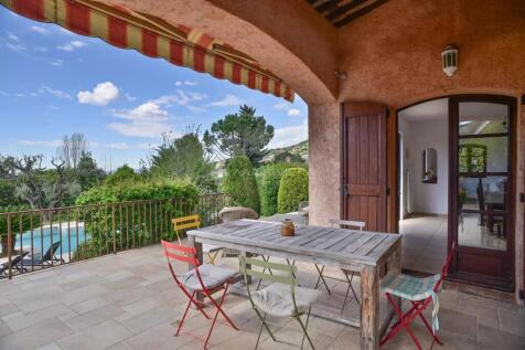 Property Image 4