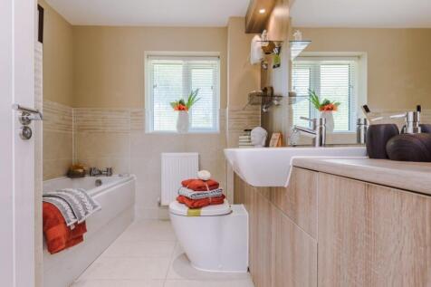 Halstead bathroom