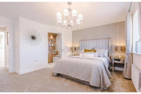Bedroom 1 - Newbury