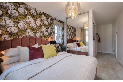 Bedroom 1 - Fairford