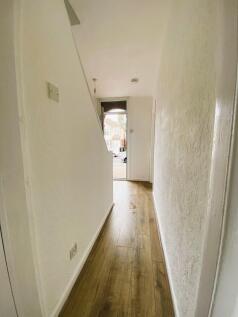 IMG-20251021-WA00...