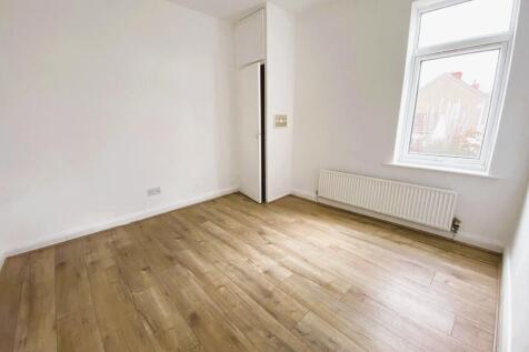 IMG-20251021-WA00...