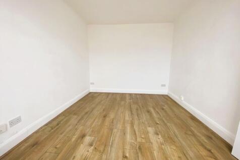 IMG-20251021-WA00...