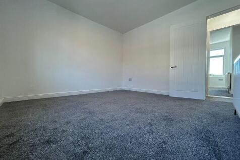 IMG-20250908-WA00...
