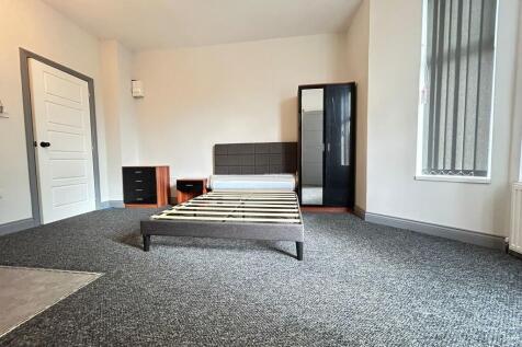 IMG-20250909-WA00...