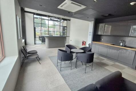 Communal Area b