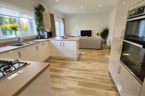 Kitchen Diner Family Room