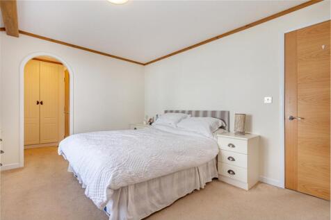 Bedroom-1-2.jpg