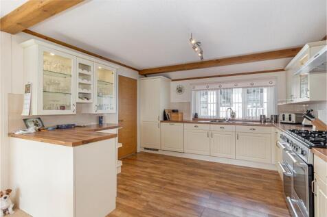 Kitchen-1.jpg