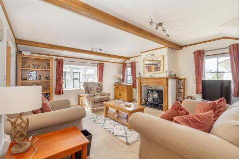 Living-room-2.jpg