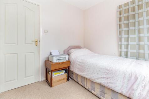 Bedroom-2-2.jpg
