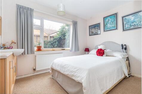 Bedroom-2-3.jpg