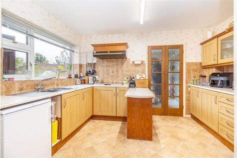 Kitchen-1.jpg