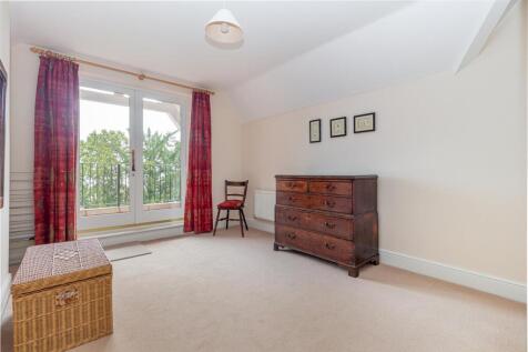 Bedroom-1-4.jpg