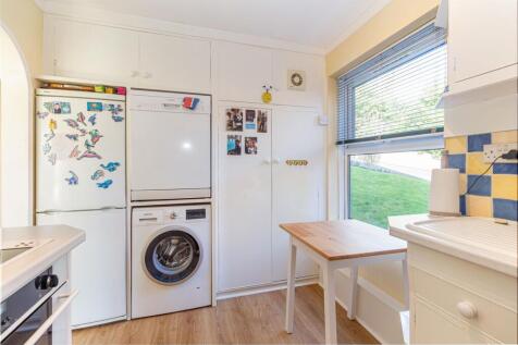 Kitchen-4.jpg
