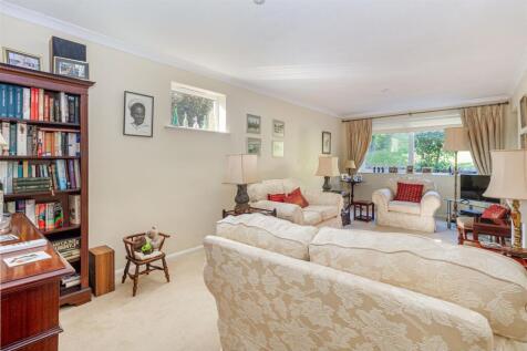 Living-room-2.jpg