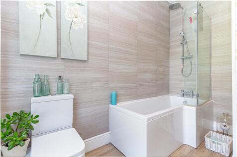 Bathroom-4.jpg