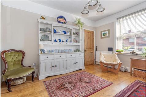 Sitting-room-2.jpg