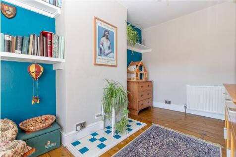 Bedroom-4-2.jpg