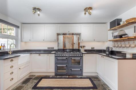 Kitchen-1.jpg