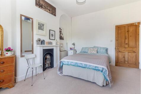 Bedroom-2-2.jpg