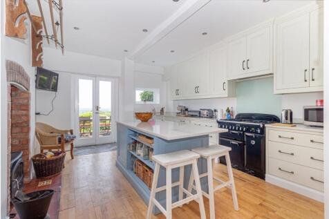 Kitchen-1.jpg